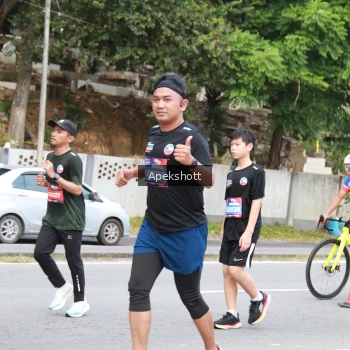 Runner Photo 3911556