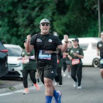 Runner Photo 3911607