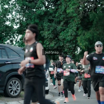 Runner Photo 3911619