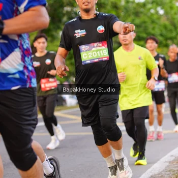 Runner Photo 3911644