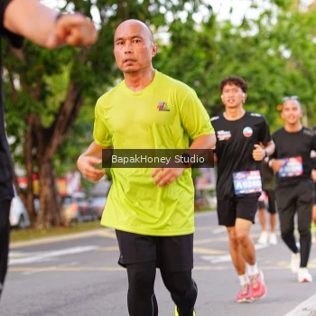 Runner Photo 3911655