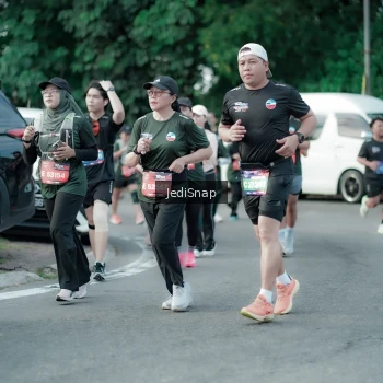 Runner Photo 3911656