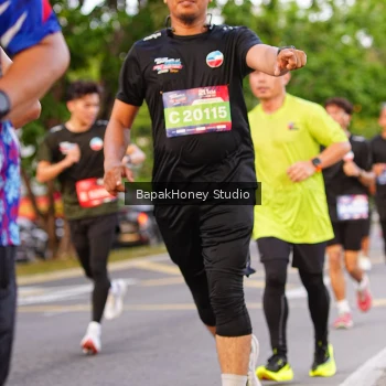 Runner Photo 3911658