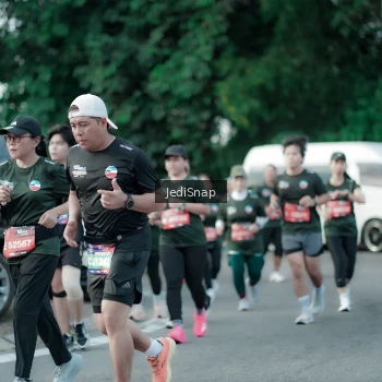 Runner Photo 3911681