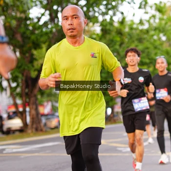 Runner Photo 3911699
