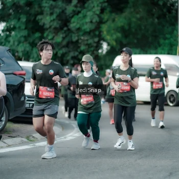 Runner Photo 3911729