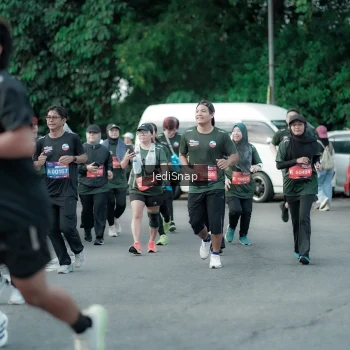 Runner Photo 3911764