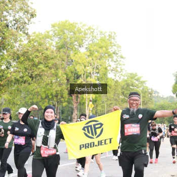 Runner Photo 3911775