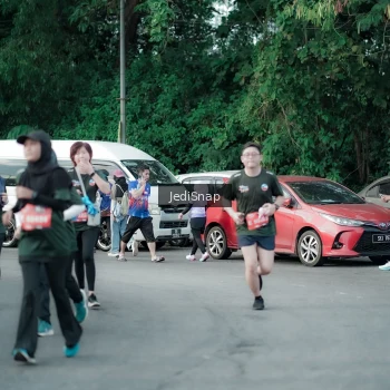 Runner Photo 3911793