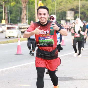 Runner Photo 3911885