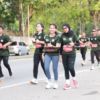 Runner Photo 3912025