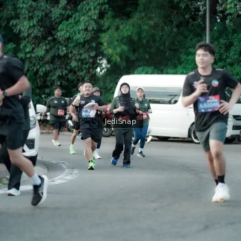 Runner Photo 3912071