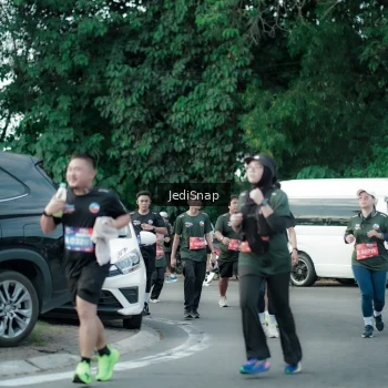 Runner Photo 3912117
