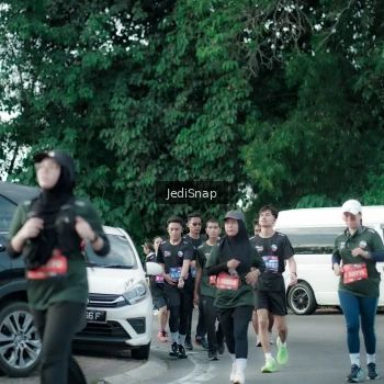Runner Photo 3912141