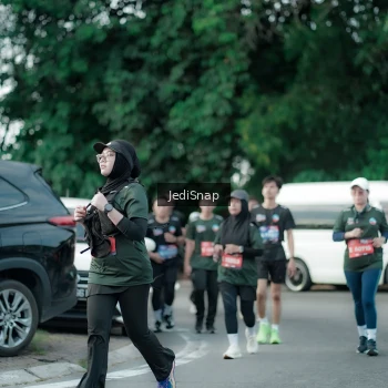 Runner Photo 3912155