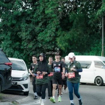Runner Photo 3912173