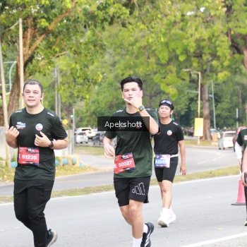 Runner Photo 3912194