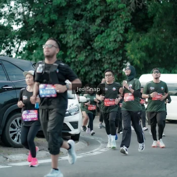 Runner Photo 3912279