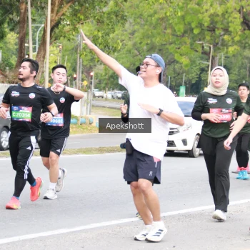 Runner Photo 3912366