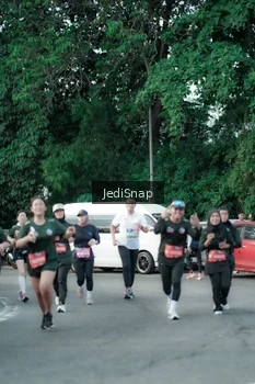 Runner Photo 3912367