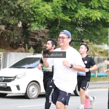 Runner Photo 3912467