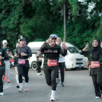 Runner Photo 3912476