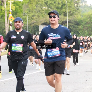 Runner Photo 3912496