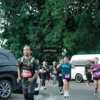 Runner Photo 3912617