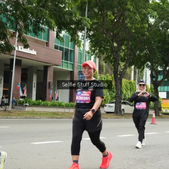 Runner Photo 3912675