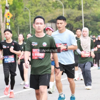 Runner Photo 3912698