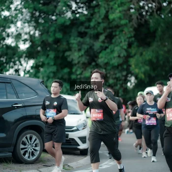 Runner Photo 3912751