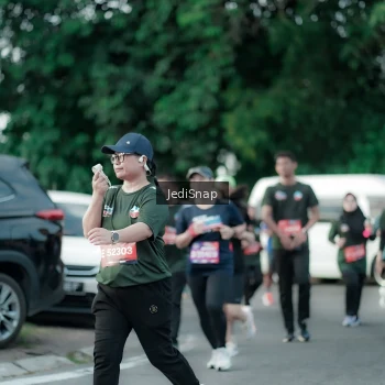 Runner Photo 3912752