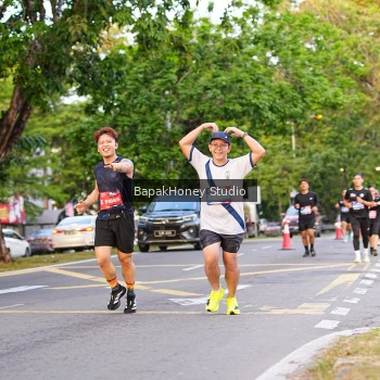 Runner Photo 3912773