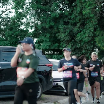 Runner Photo 3912785