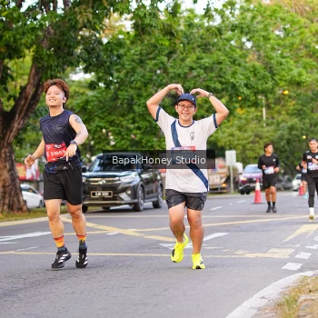 Runner Photo 3912818