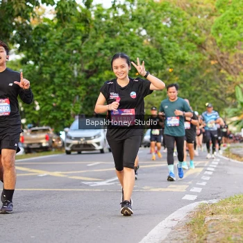 Runner Photo 3912824