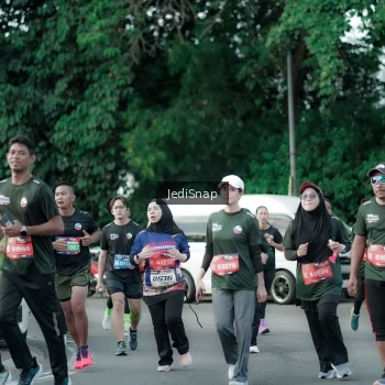 Runner Photo 3912830