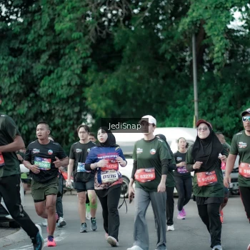 Runner Photo 3912840