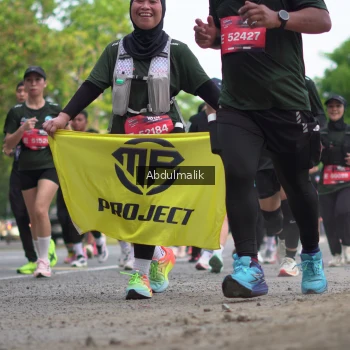 Runner Photo 3912859