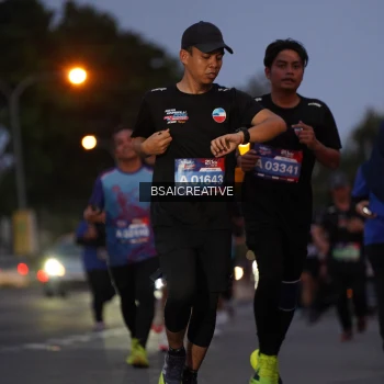 Runner Photo 3912876