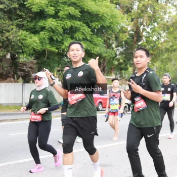 Runner Photo 3912893