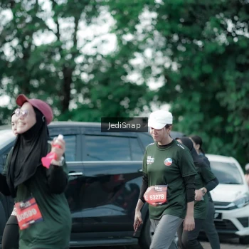 Runner Photo 3912935