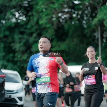 Runner Photo 3913022