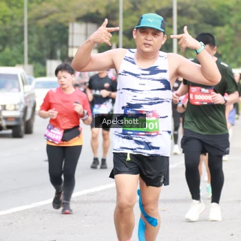 Runner Photo 3913086