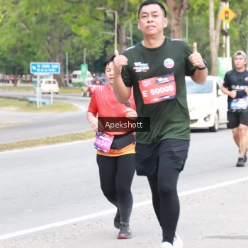 Runner Photo 3913180