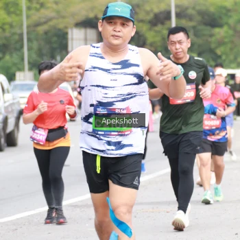 Runner Photo 3913246