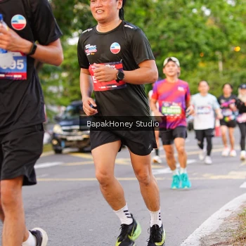 Runner Photo 3913251