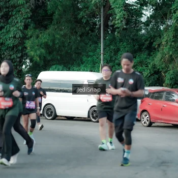 Runner Photo 3913296