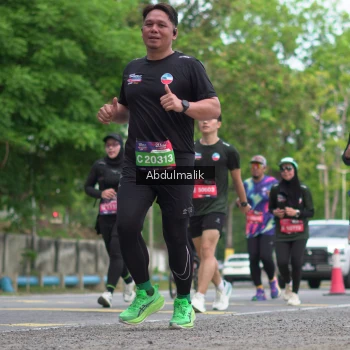 Runner Photo 3913309