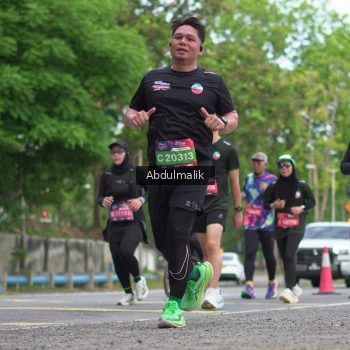 Runner Photo 3913313
